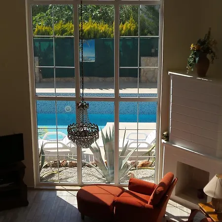 Iii Villa *